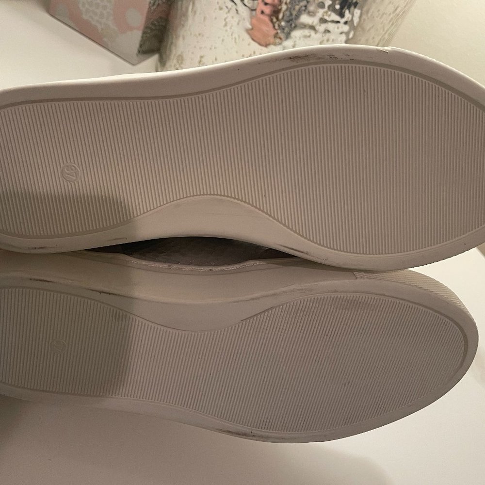 Silver Studded Platform Sneakers (37) - Picture 8 of 8